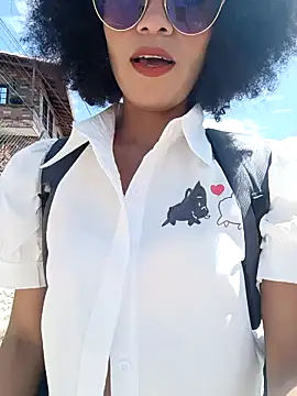 Snapshot of BlairSamy chatting on January 2025 05:49:02 PM BlairSamy online show from January 2025 05:49:02 PM