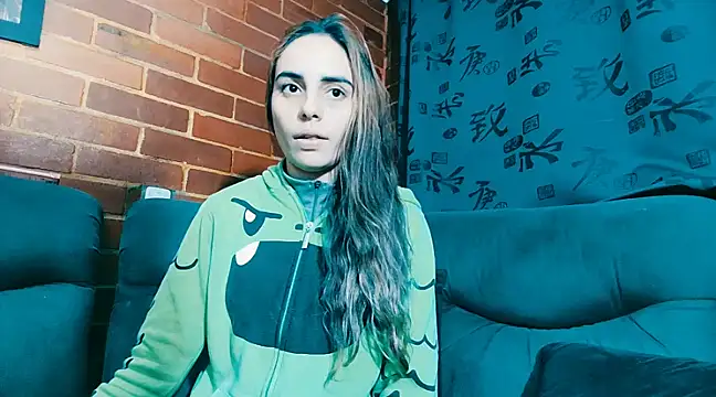 ValeriaLacrozee online show from February 2025 06:08:02 PM