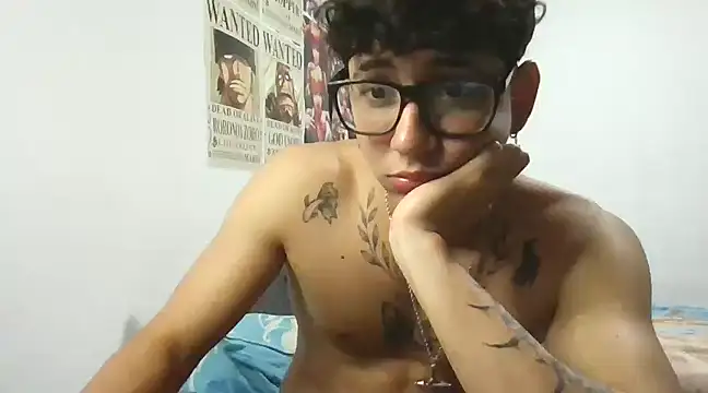 Snapshot of Dillom420 chatting on March 2025 06:59:02 AM Dillom420 online show from March 2025 06:59:02 AM