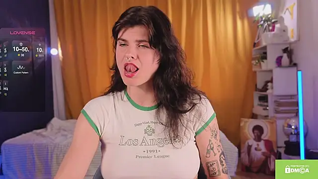 ginavontease online show from September 2025 12:06:01 PM