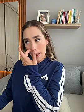 FridaKlein online show from February 2026 06:24:02 PM