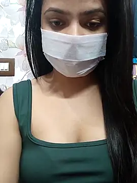 Myloveurvi online show from November 2025 10:37:02 AM