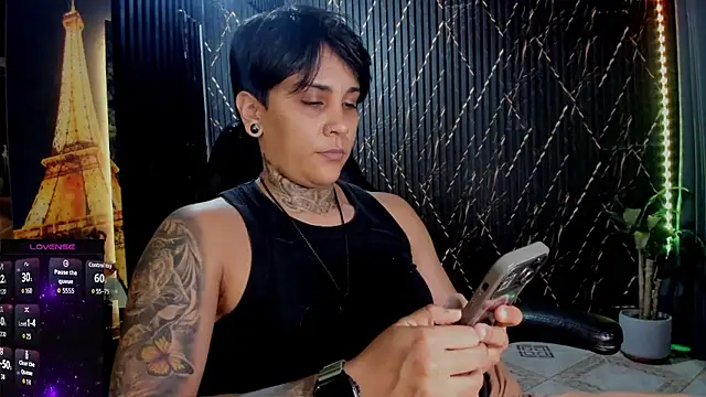 ZhoeStrong online show from January 2026 02:37:02 AM