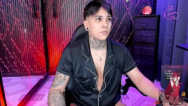 ZhoeStrong online show from February 2026 03:02:01 PM