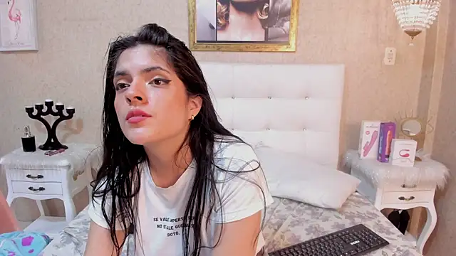 sofiaclauss online show from December 2024 10:18:02 AM