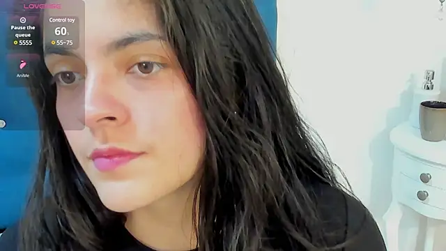 sofiaclauss online show from March 2025 06:48:02 AM