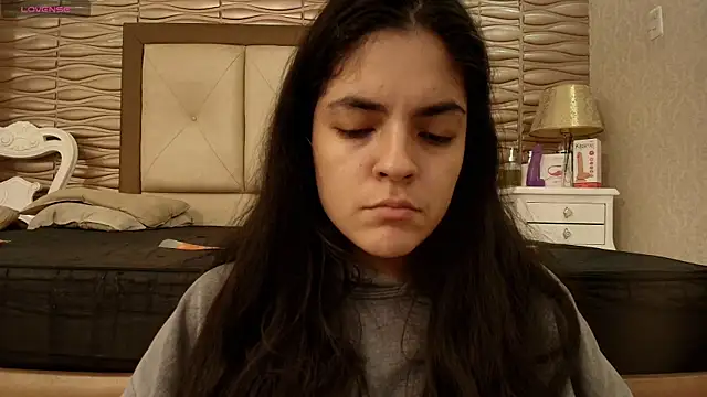 sofiaclauss online show from September 2025 07:46:02 PM