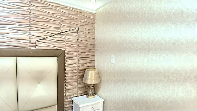 sofiaclauss online show from October 2025 09:04:02 PM