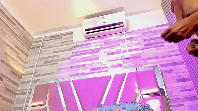 ebony march online show from November 2025 06:18:02 PM