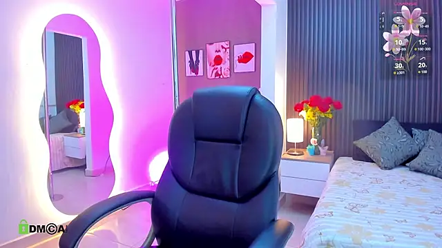 natasha  jackson online show from April 2026 12:44:02 PM