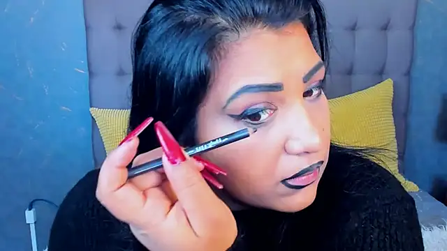 AmyCubes online show from November 2025 09:19:02 AM