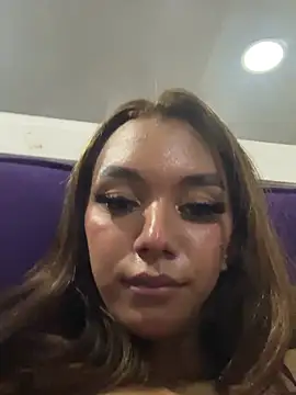 Nikol Rang   online show from February 2025 06:40:01 AM