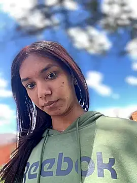 Nikol Rang   online show from October 2025 04:19:01 PM