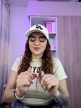 Lu perez online show from June 2026 01:13:01 PM