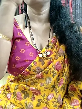 Snapshot of bhuvana555 chatting on September 2025 05:29:01 AM bhuvana555 online show from September 2025 05:29:01 AM