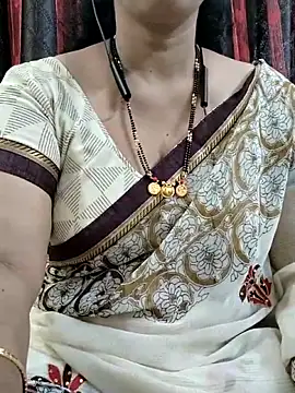 Snapshot of bhuvana555 chatting on October 2025 04:02:01 AM bhuvana555 online show from October 2025 04:02:01 AM