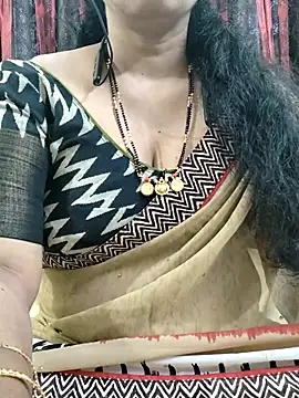 Snapshot of bhuvana555 chatting on October 2025 04:31:02 AM bhuvana555 online show from October 2025 04:31:02 AM