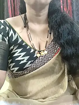 Snapshot of bhuvana555 chatting on October 2025 04:36:01 AM bhuvana555 online show from October 2025 04:36:01 AM