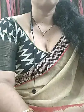 Snapshot of bhuvana555 chatting on November 2025 05:13:02 PM bhuvana555 online show from November 2025 05:13:02 PM