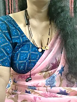 Snapshot of bhuvana555 chatting on November 2025 04:36:01 AM bhuvana555 online show from November 2025 04:36:01 AM