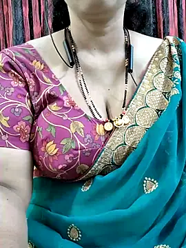 Snapshot of bhuvana555 chatting on December 2025 04:31:02 AM bhuvana555 online show from December 2025 04:31:02 AM