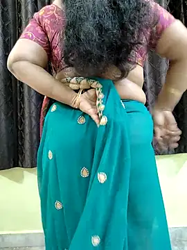 Snapshot of bhuvana555 chatting on December 2025 06:06:01 PM bhuvana555 online show from December 2025 06:06:01 PM