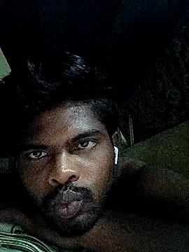 Snapshot of king8580 chatting on October 2025 03:18:01 PM king8580 online show from October 2025 03:18:01 PM