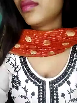 Sreya213 online show from January 2025 05:04:01 PM