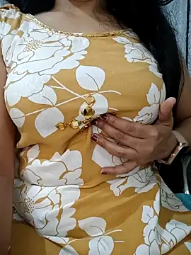 Rina777o online show from April 2026 05:14:01 PM