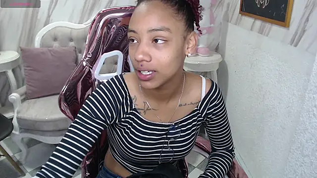 Violeth b online show from February 2025 12:38:02 PM