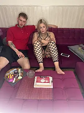 Snapshot of elina_may chatting on March 2025 04:06:02 PM elina may online show from March 2025 04:06:02 PM