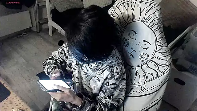 Snapshot of LisandreLaVenale chatting on December 2024 11:10:02 PM LisandreLaVenale online show from December 2024 11:10:02 PM