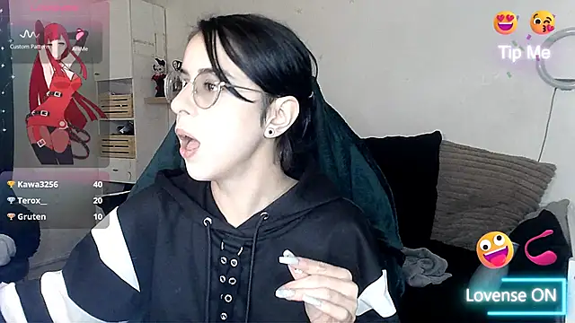 Snapshot of LisandreLaVenale chatting on January 2025 09:11:02 PM LisandreLaVenale online show from January 2025 09:11:02 PM