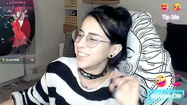 Snapshot of LisandreLaVenale chatting on January 2025 09:15:01 PM LisandreLaVenale online show from January 2025 09:15:01 PM