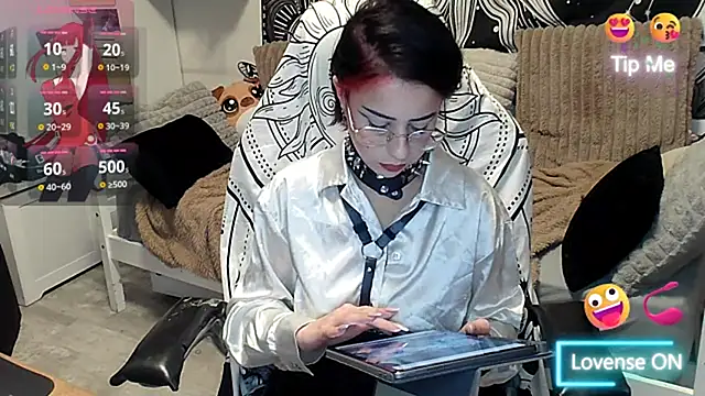Snapshot of LisandreLaVenale chatting on February 2025 09:20:02 PM LisandreLaVenale online show from February 2025 09:20:02 PM