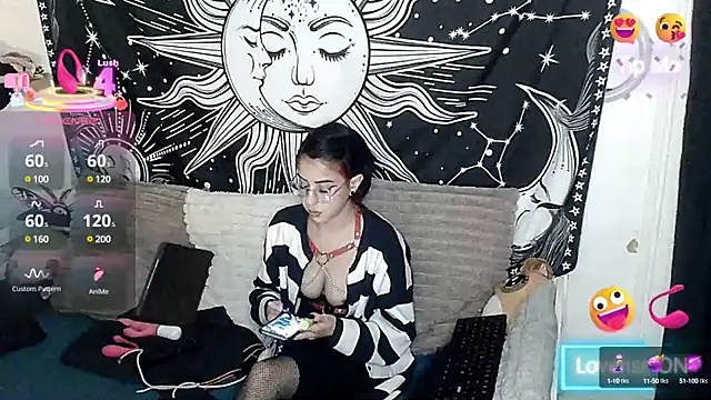 Snapshot of LisandreLaVenale chatting on March 2025 08:00:01 PM LisandreLaVenale online show from March 2025 08:00:01 PM
