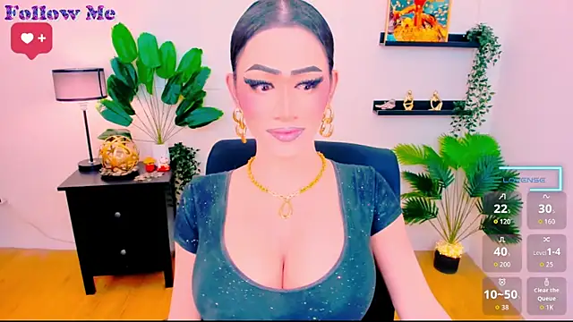 Snapshot of TwittyGirL9inch_exotic chatting on October 2025 06:03:02 PM TwittyGirL9inch exotic online show from October 2025 06:03:02 PM