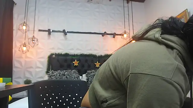 Alison Wiley online show from December 2024 11:47:01 AM