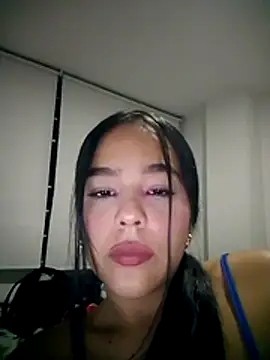 Snapshot of SweetFortuner chatting on November 2025 04:44:02 AM SweetFortuner online show from November 2025 04:44:02 AM