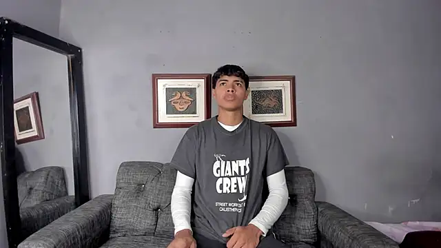 Snapshot of dafnezahiraa_ chatting on December 2024 12:53:01 AM dafnezahiraa  online show from December 2024 12:53:01 AM