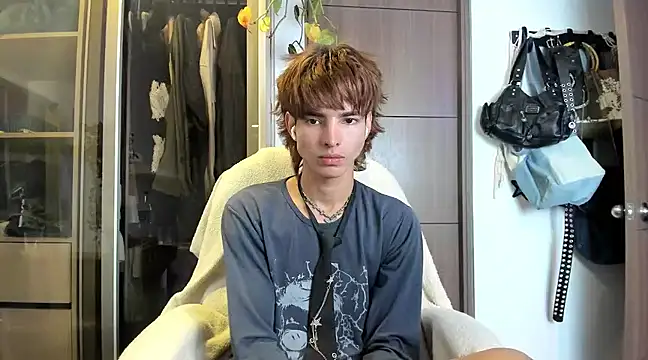 Snapshot of santy-kitty chatting on January 2025 01:10:02 AM santy-kitty online show from January 2025 01:10:02 AM