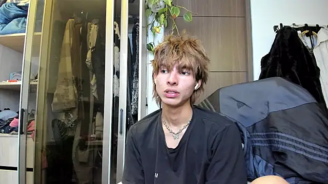 Snapshot of santy-kitty chatting on February 2025 07:26:01 AM santy-kitty online show from February 2025 07:26:01 AM