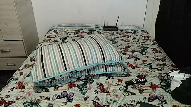 gissel13 online show from March 2025 02:39:02 AM