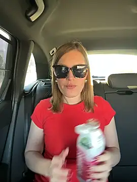 Sissy-Bee online show from March 2025 04:26:01 PM