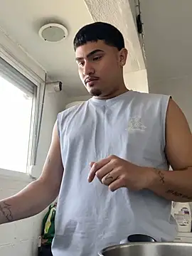 MatheoVelez online show from February 2026 04:06:02 PM