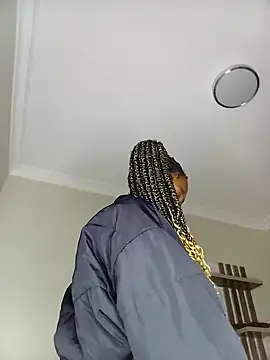 02Boitybaby online show from December 2024 08:44:01 PM