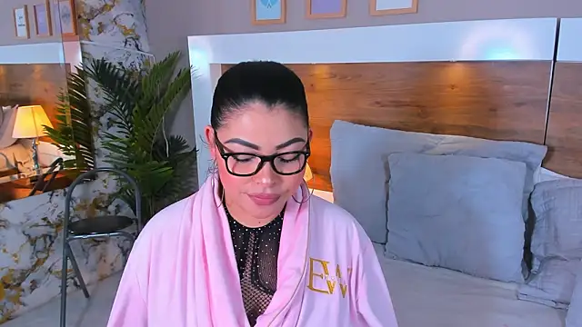 EmaBakker online show from February 2026 05:29:01 AM