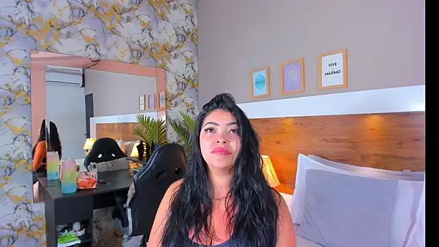 EmaBakker online show from April 2026 08:45:02 AM