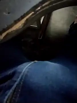 Snapshot of lm279 chatting on January 2025 01:58:01 PM lm279 online show from January 2025 01:58:01 PM