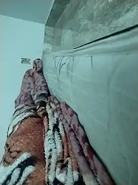 Snapshot of lm279 chatting on February 2025 06:26:02 PM lm279 online show from February 2025 06:26:02 PM